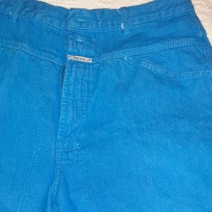 Girbaud shorts size 38 Light blue